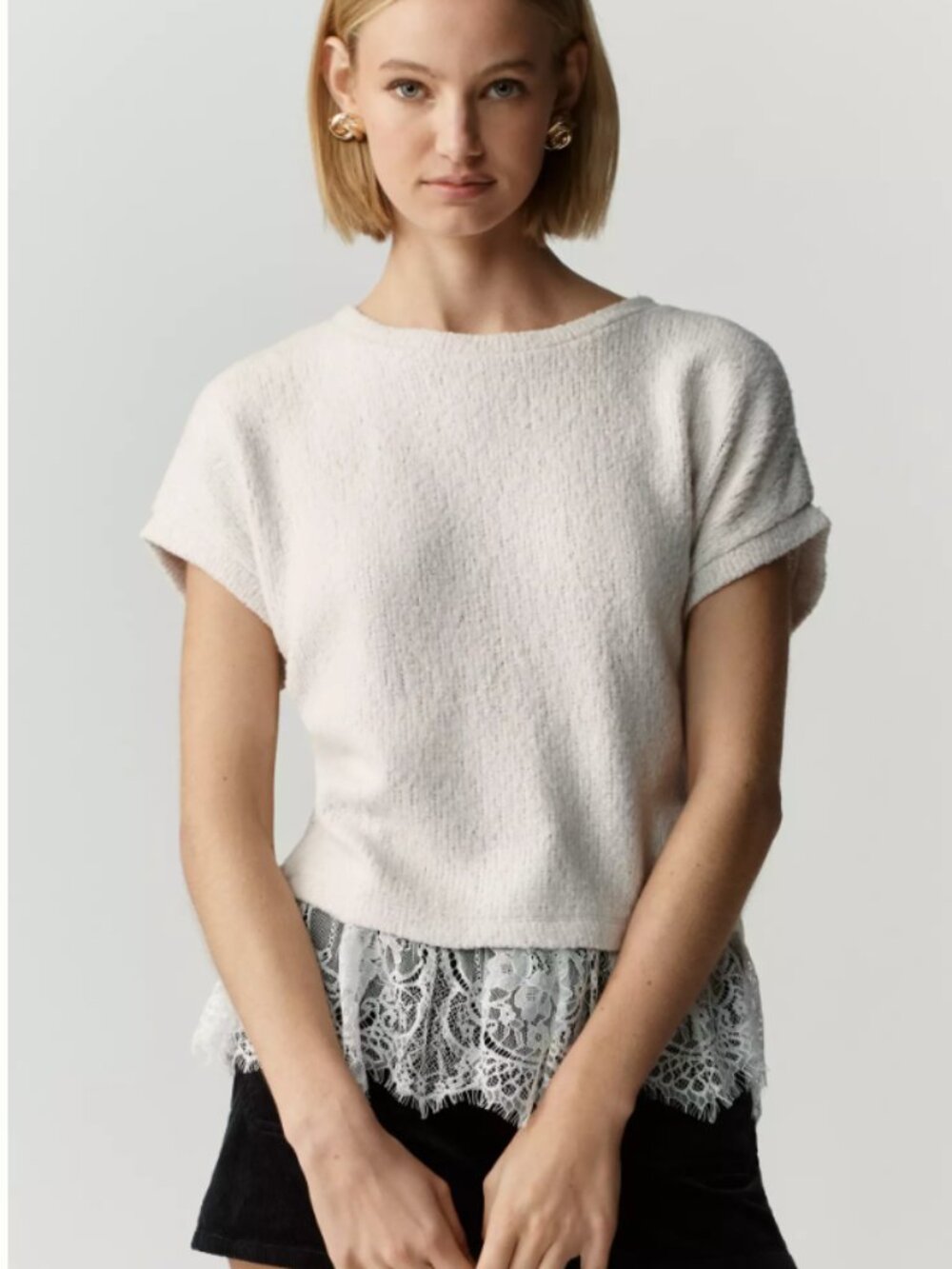 Anthropologie_Maeve Lace Hem Ruffle Tee Ivory Textured Top - Size XS (NWT)